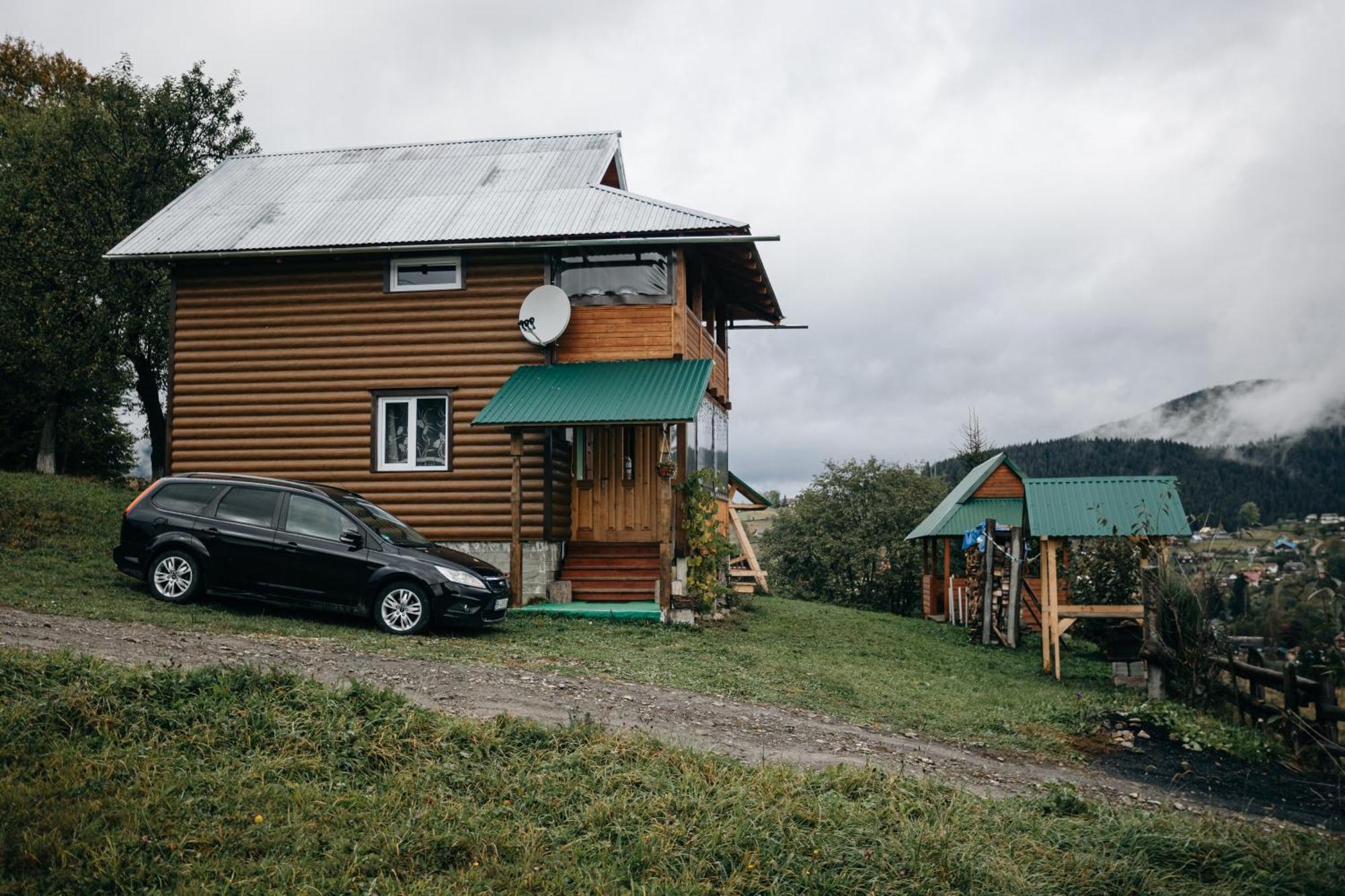 Na Gorbochku U Natali Hotell Vorokhta Rom bilde